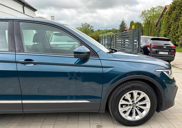 Volkswagen Tiguan cena 77500 przebieg: 149000, rok produkcji 2021 z Szczecin małe 781